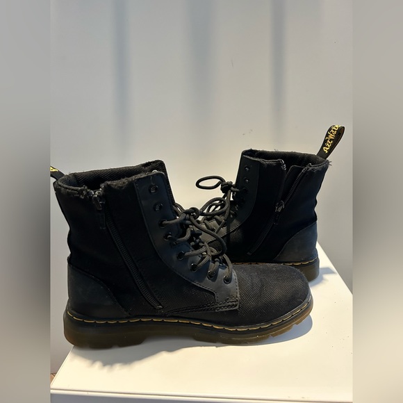 Dr Martens unisex size 5 youth - Picture 4 of 5